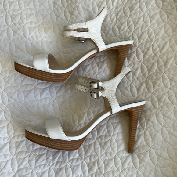 Vince Camino strappy heels - Picture 2 of 5